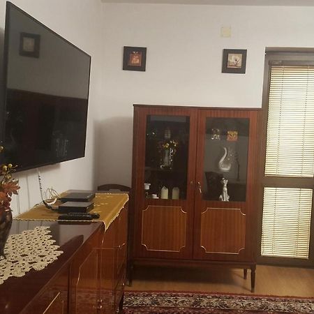 Апартаменты Casa Soarelui Rosu Экстерьер фото